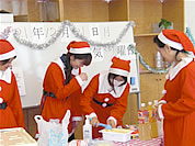 医療法人柳育会/介護老人保健施設/グリーンビュー希望ヶ丘(福岡県八女市)クリスマス会